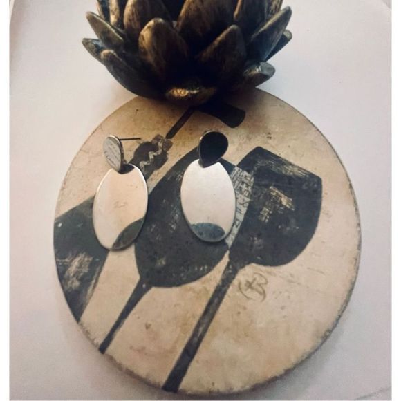 CUTE SILVER BUTTON EARRINGS - Picture 2 of 6